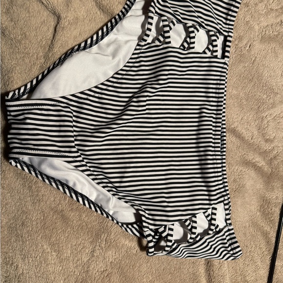 Shade & Shore bikini size XL - Picture 2 of 6